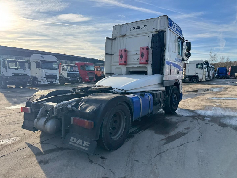 DAF 105 XF 460 Space Cab (MANUAL GEARBOX / BOITE MANUELLE / 2011) - Cabeza tractora: foto 5 DAF 105 XF 460 Space Cab (MANUAL GEARBOX / BOITE MANUELLE / 2011) - Cabeza tractora: foto 5