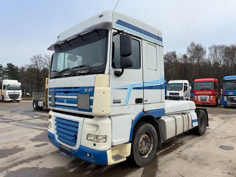 DAF 105 XF 460 Space Cab (MANUAL GEARBOX / BOITE MANUELLE) - Cabeza tractora: foto 1 DAF 105 XF 460 Space Cab (MANUAL GEARBOX / BOITE MANUELLE) - Cabeza tractora: foto 1