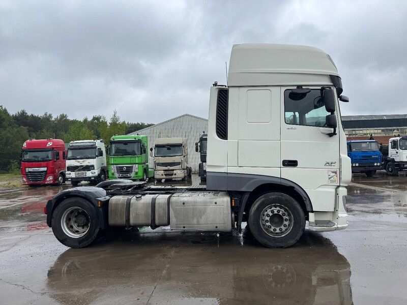 DAF XF 460 Super Space Cab (GOOD CONDITION / BON ETAT) - Cabeza tractora: foto 4 DAF XF 460 Super Space Cab (GOOD CONDITION / BON ETAT) - Cabeza tractora: foto 4