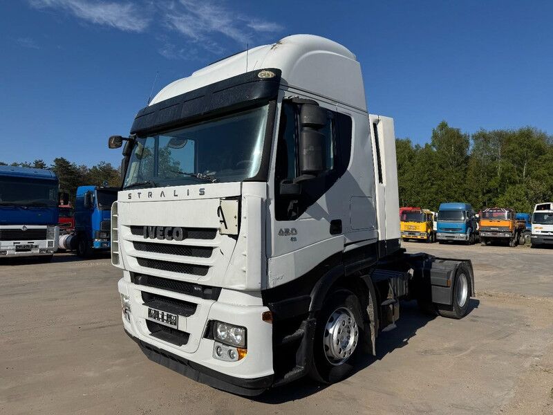 Iveco Stralis 450 (MANUAL GEARBOX / BOITE MANUELLE / CURSOR 10) - Cabeza tractora: foto 1 Iveco Stralis 450 (MANUAL GEARBOX / BOITE MANUELLE / CURSOR 10) - Cabeza tractora: foto 1