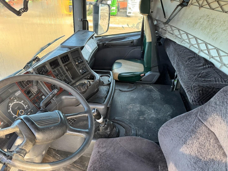Leasing financiero de Scania 124 - 420 Topline (MANUAL GEARBOX / BOITE MANUELLE) leasing Scania 124 - 420 Topline (MANUAL GEARBOX / BOITE MANUELLE): foto 10 Leasing financiero de Scania 124 - 420 Topline (MANUAL GEARBOX / BOITE MANUELLE) leasing Scania 124 - 420 Topline (MANUAL GEARBOX / BOITE MANUELLE): foto 10
