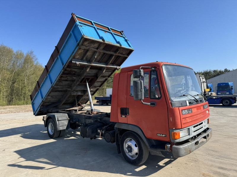 DAF 45 ATI 160 (FULL STEEL SUSPENSION / MANUAL PUMP / EURO 2) - Volquete camión: foto 3 DAF 45 ATI 160 (FULL STEEL SUSPENSION / MANUAL PUMP / EURO 2) - Volquete camión: foto 3