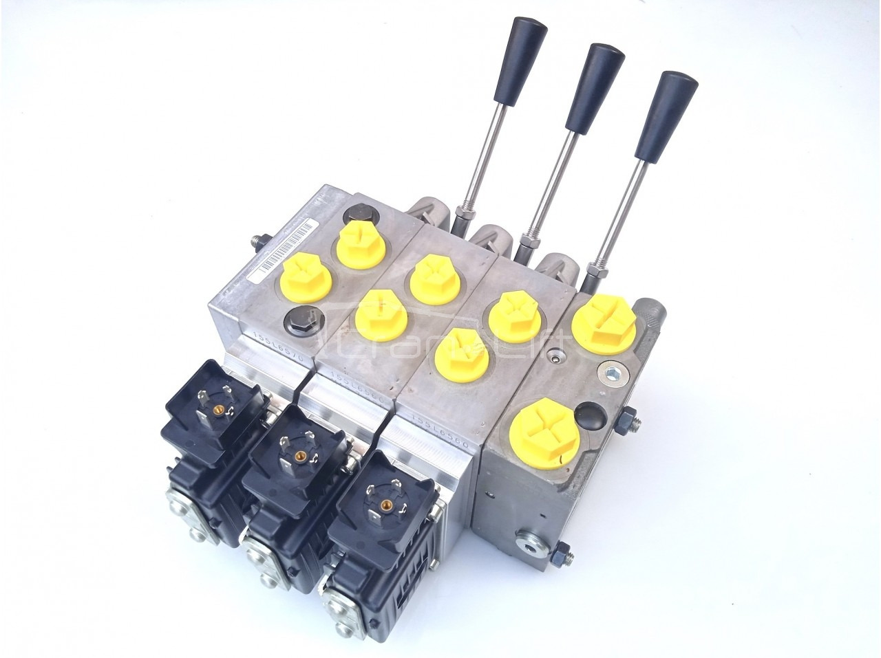 Rozdzielacz Danfoss PVG32 - 3 sekcje - Válvula hidráulica para Grúa para camión: foto 2 Rozdzielacz Danfoss PVG32 - 3 sekcje - Válvula hidráulica para Grúa para camión: foto 2