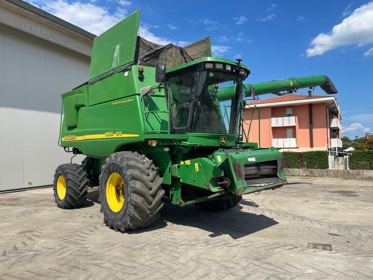 JOHN DEERE MIETITREBBIA STS 9880 - Cosechadora de granos: foto 5 JOHN DEERE MIETITREBBIA STS 9880 - Cosechadora de granos: foto 5