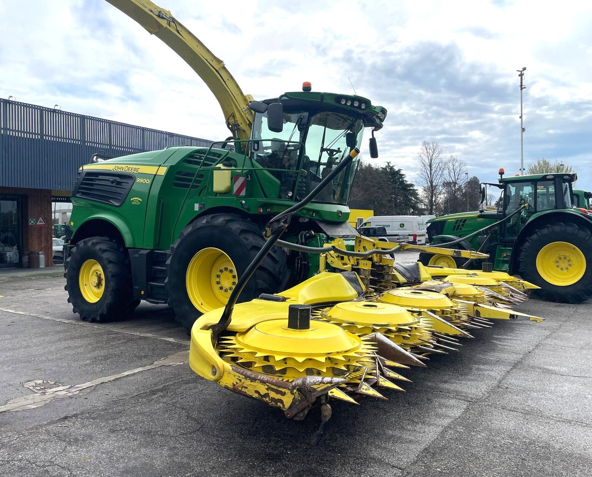 JOHN DEERE TRINCIA 9900i - Cosechadora de forraje: foto 2 JOHN DEERE TRINCIA 9900i - Cosechadora de forraje: foto 2