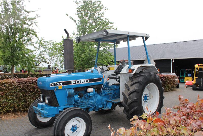 Ford 4130 - Tractor: foto 5 Ford 4130 - Tractor: foto 5
