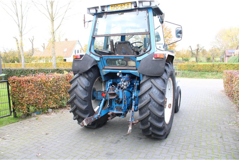 Ford 5110 - Tractor: foto 4 Ford 5110 - Tractor: foto 4