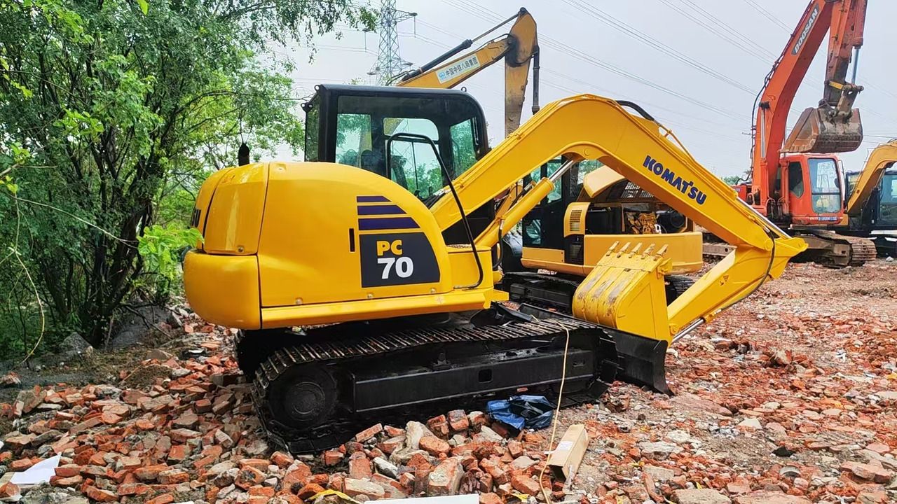CATERPILLAR used cat 303.5e excavator - Miniexcavadora: foto 2 CATERPILLAR used cat 303.5e excavator - Miniexcavadora: foto 2