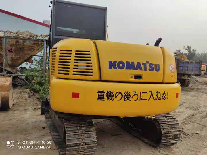 Cheap Used Komatsu PC70 Crawler Excavator with High Efficiency Used Heavy Machinery Komatsu P70 Digger Cheap for Sale - Excavadora de cadenas: foto 4 Cheap Used Komatsu PC70 Crawler Excavator with High Efficiency Used Heavy Machinery Komatsu P70 Digger Cheap for Sale - Excavadora de cadenas: foto 4