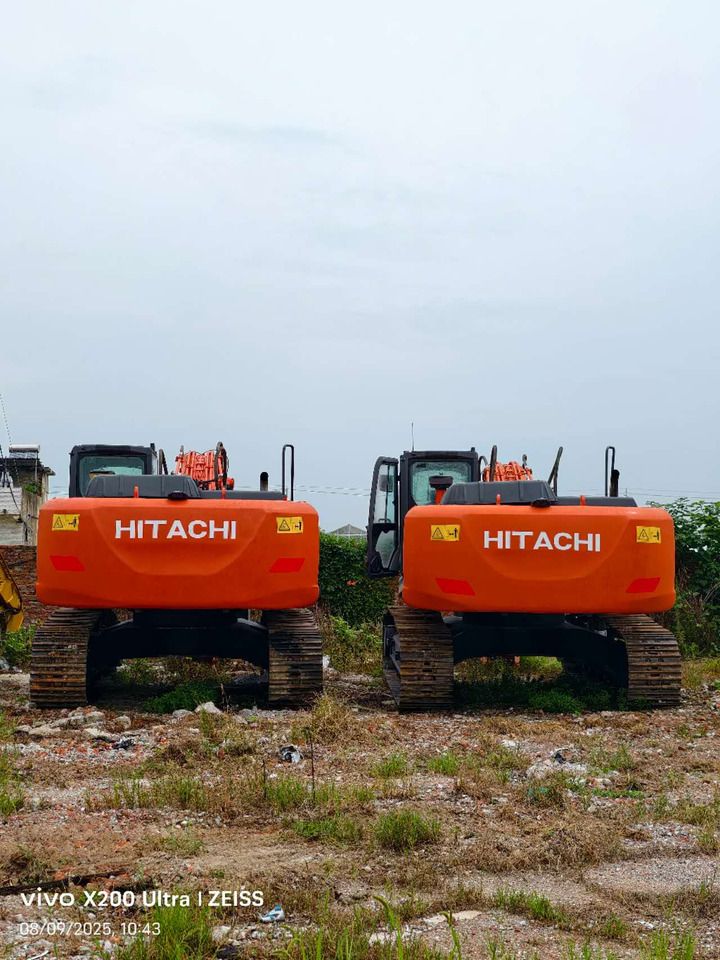 HITACHI used hitachi 350-5g excavator - Excavadora de cadenas: foto 4 HITACHI used hitachi 350-5g excavator - Excavadora de cadenas: foto 4
