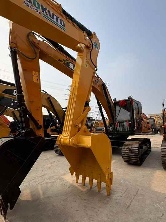 PC200-8 Low Working Hour Second Hand 20 Ton Excavator Komatsu Pc200-8 Crawler Excavator Used Komatsu Excavator PC200-8N1 - Excavadora: foto 3 PC200-8 Low Working Hour Second Hand 20 Ton Excavator Komatsu Pc200-8 Crawler Excavator Used Komatsu Excavator PC200-8N1 - Excavadora: foto 3