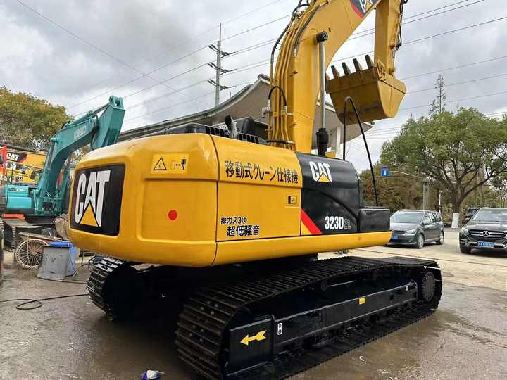 Excavadora Used Caterpillar 323d Excavator for Sale   Original Caterpillar 320 330 323 336d Excavator on Sale [ Copy ] [ Copy ] [ Copy ] [ Copy ] [ Copy ]: foto 6