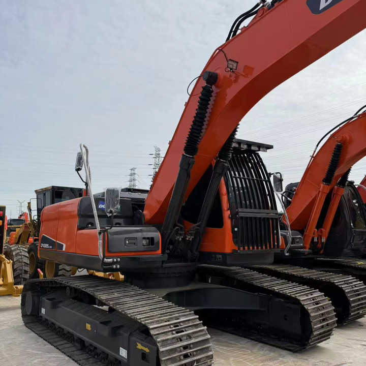 Used Digger Doosan DX225LC-9T Construction Machinery Construction Digger Used Doosan DX225LC-9T Cheap Excavator - Excavadora de cadenas: foto 1 Used Digger Doosan DX225LC-9T Construction Machinery Construction Digger Used Doosan DX225LC-9T Cheap Excavator - Excavadora de cadenas: foto 1