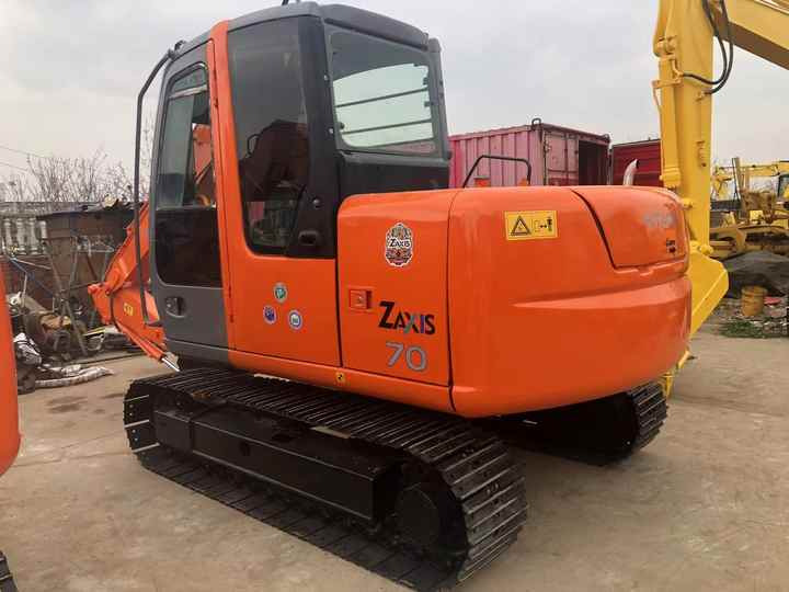 Used HITACHI ZX-70 - Excavadora: foto 3 Used HITACHI ZX-70 - Excavadora: foto 3