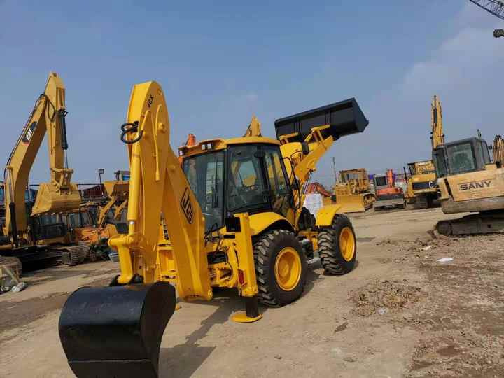Used Small Bakchoe Loader JCB 4CX Towable Backhoe/3cx 4cx Jcb Backhoe Loader for Sale - Retroexcavadora: foto 3 Used Small Bakchoe Loader JCB 4CX Towable Backhoe/3cx 4cx Jcb Backhoe Loader for Sale - Retroexcavadora: foto 3