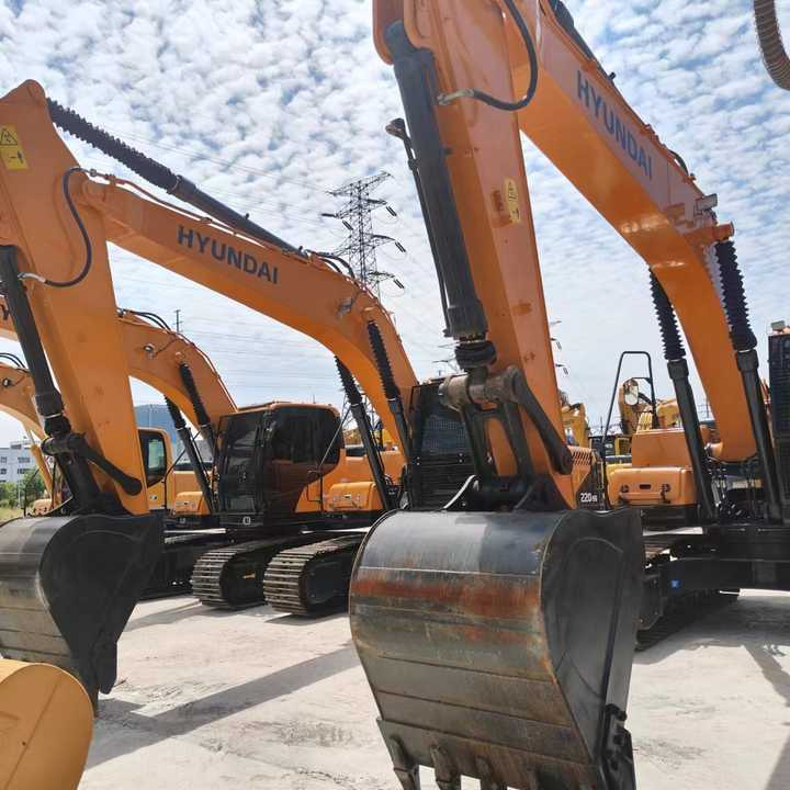 Used hyundai 220-9 Excavator with Good Performance for Sale - Excavadora: foto 2 Used hyundai 220-9 Excavator with Good Performance for Sale - Excavadora: foto 2