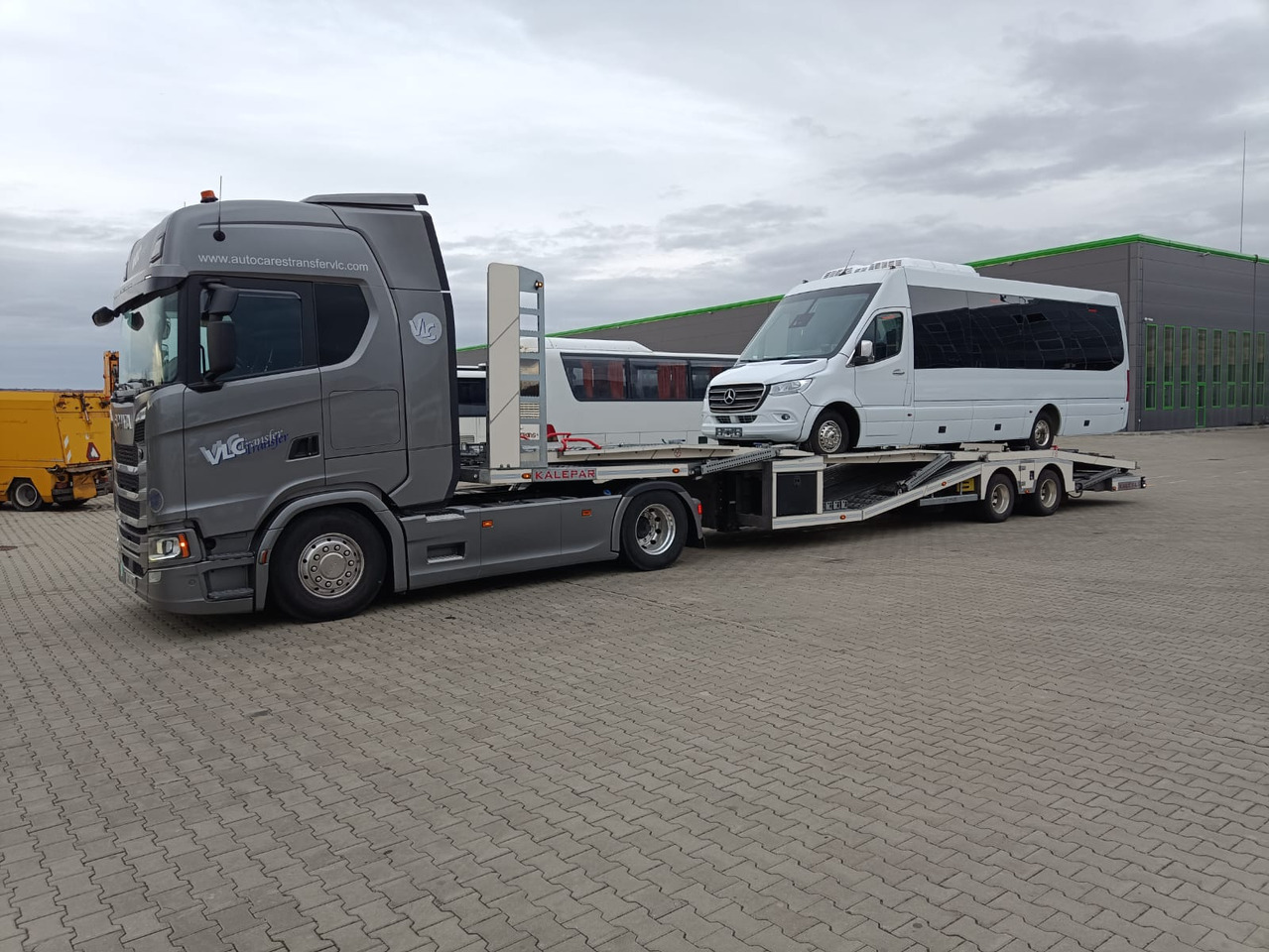 SCANIA S500 - Portavehículos camión: foto 3 SCANIA S500 - Portavehículos camión: foto 3