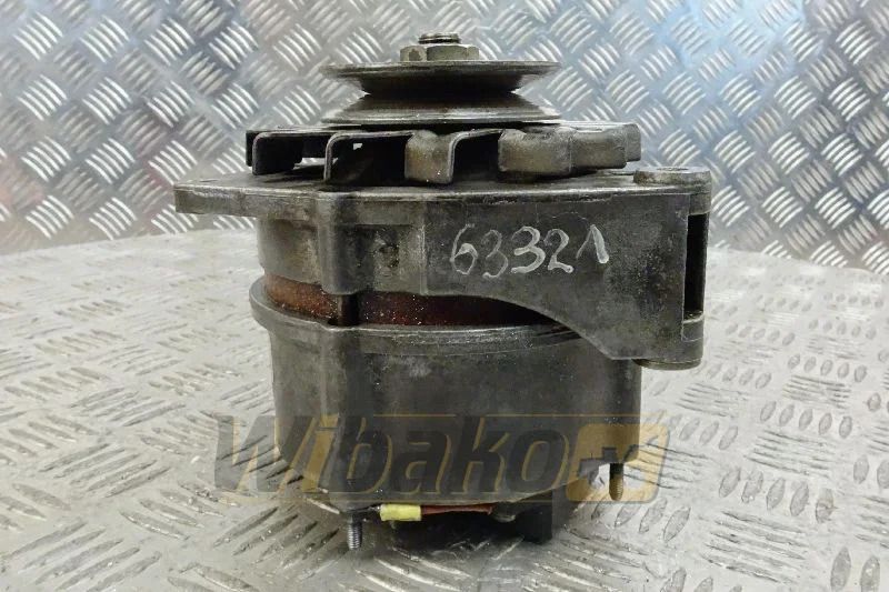 Bosch F/100V 0290800052 - Alternador para Maquinaria de construcción: foto 1 Bosch F/100V 0290800052 - Alternador para Maquinaria de construcción: foto 1