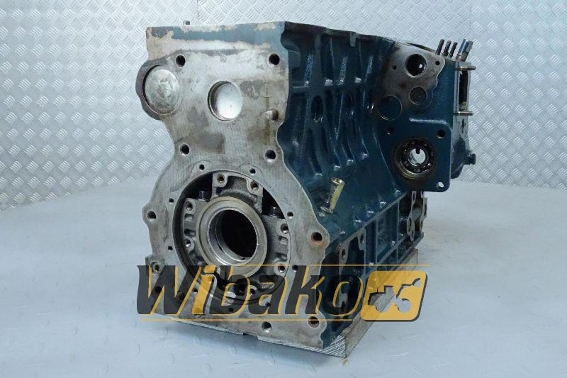Crankcase for engine Kubota V1505 1.498 - Cárter para Maquinaria de construcción: foto 1 Crankcase for engine Kubota V1505 1.498 - Cárter para Maquinaria de construcción: foto 1