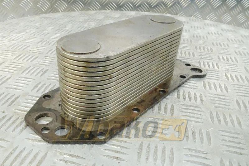 Cummins 3966365 - Enfriador de aceite para Maquinaria de construcción: foto 1 Cummins 3966365 - Enfriador de aceite para Maquinaria de construcción: foto 1
