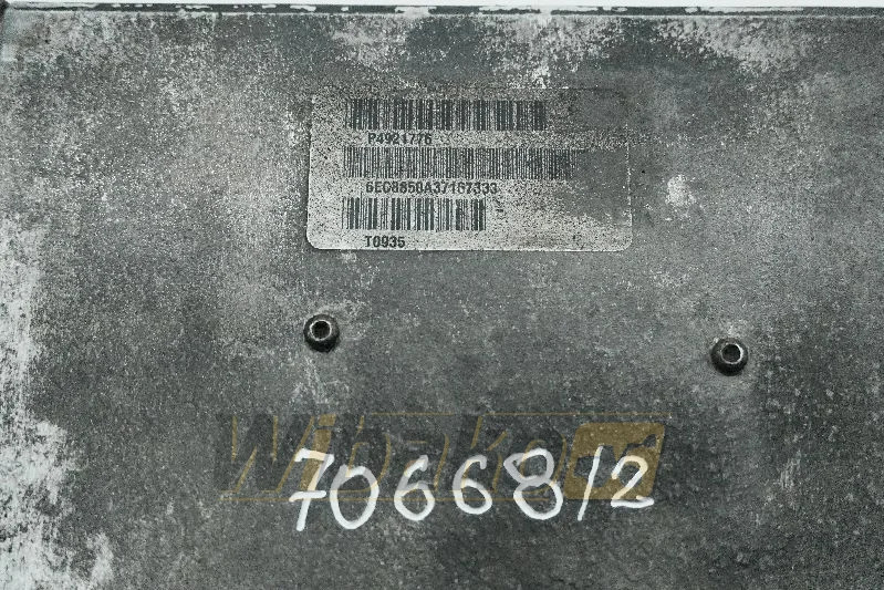 Cummins 4921776 - Unidad de control para Maquinaria de construcción: foto 2 Cummins 4921776 - Unidad de control para Maquinaria de construcción: foto 2