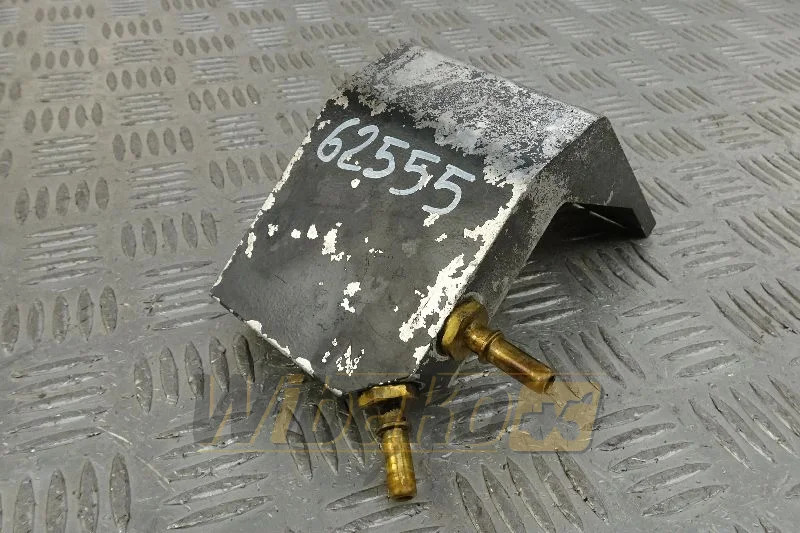 Cummins 4944718 - Filtro de combustible para Maquinaria de construcción: foto 1 Cummins 4944718 - Filtro de combustible para Maquinaria de construcción: foto 1