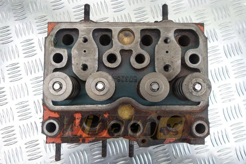 Daewoo D1146 50328 - Cabezal de bloque para Maquinaria de construcción: foto 1 Daewoo D1146 50328 - Cabezal de bloque para Maquinaria de construcción: foto 1