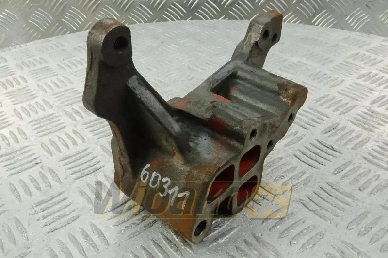 Deutz 04503643R - Alternador para Maquinaria de construcción: foto 1 Deutz 04503643R - Alternador para Maquinaria de construcción: foto 1