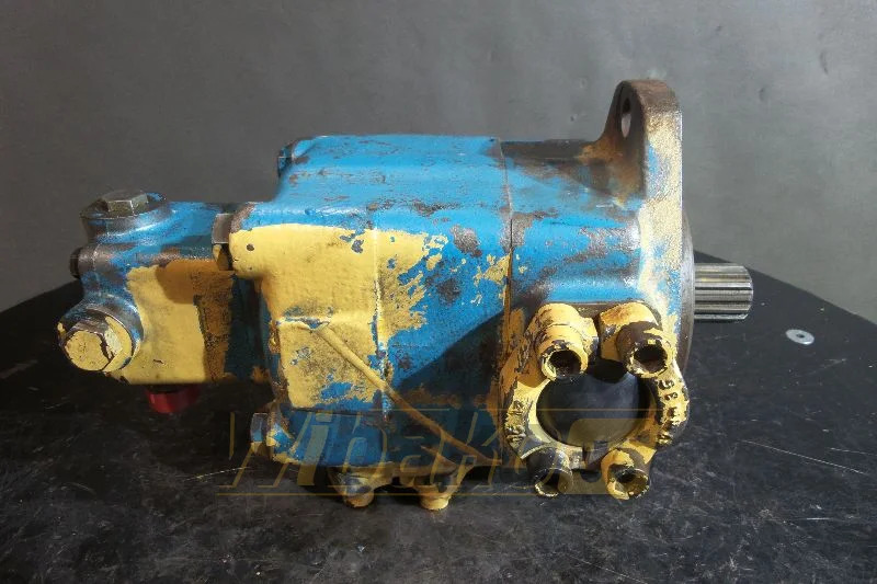 Hanomag 77 586231 - Bomba hidráulica para Maquinaria de construcción: foto 1 Hanomag 77 586231 - Bomba hidráulica para Maquinaria de construcción: foto 1