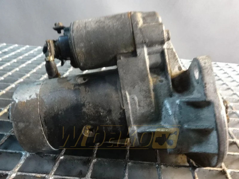 Hitachi S13-289A 8971839130 - Arranque para Maquinaria de construcción: foto 1 Hitachi S13-289A 8971839130 - Arranque para Maquinaria de construcción: foto 1