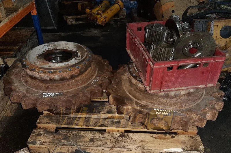 Hyundai 450LC - Mando final para Maquinaria de construcción: foto 1 Hyundai 450LC - Mando final para Maquinaria de construcción: foto 1