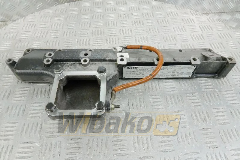Iveco 504071770 - Colector de admisión para Maquinaria de construcción: foto 1 Iveco 504071770 - Colector de admisión para Maquinaria de construcción: foto 1
