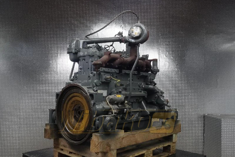 Komatsu S6D125E-2 - Motor para Maquinaria de construcción: foto 1 Komatsu S6D125E-2 - Motor para Maquinaria de construcción: foto 1