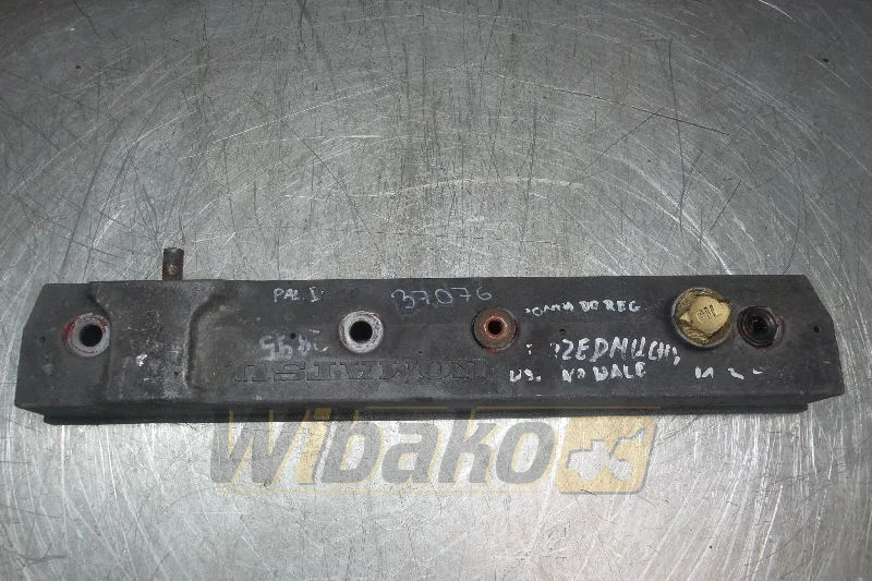 Komatsu S6D95L-1 - Cabezal de bloque para Maquinaria de construcción: foto 1 Komatsu S6D95L-1 - Cabezal de bloque para Maquinaria de construcción: foto 1