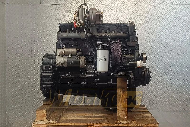 Komatsu SAA6D114E-3 CPL8537 - Motor para Maquinaria de construcción: foto 2 Komatsu SAA6D114E-3 CPL8537 - Motor para Maquinaria de construcción: foto 2