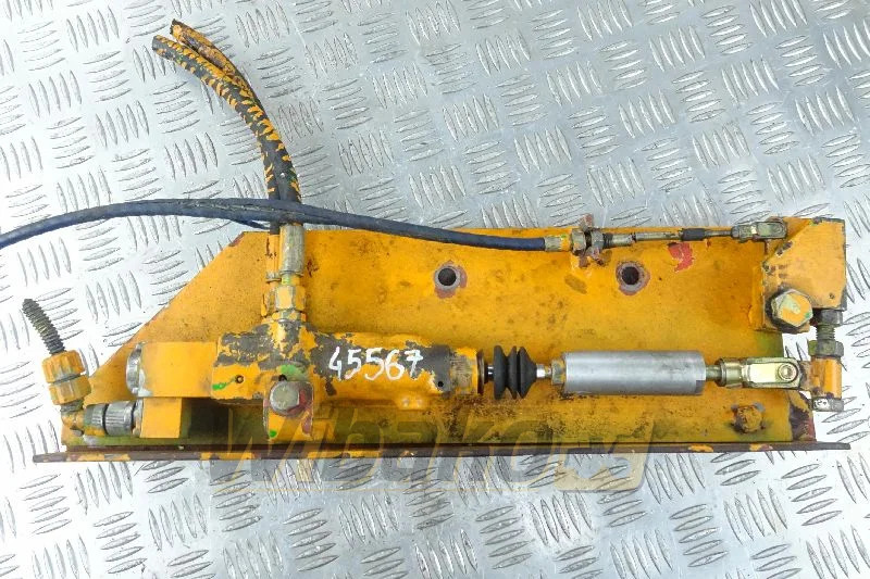 Linde CEA-06/02 67534105064 - Motor y piezas para Maquinaria de construcción: foto 1 Linde CEA-06/02 67534105064 - Motor y piezas para Maquinaria de construcción: foto 1