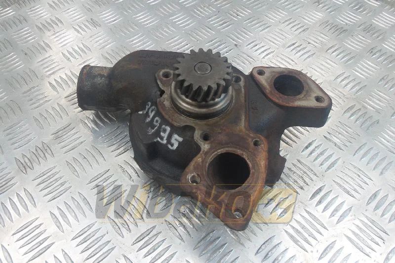 Perkins 1006E-6T U5MW0160/3771D04-7 - Bomba de refrigerante para Maquinaria de construcción: foto 1 Perkins 1006E-6T U5MW0160/3771D04-7 - Bomba de refrigerante para Maquinaria de construcción: foto 1