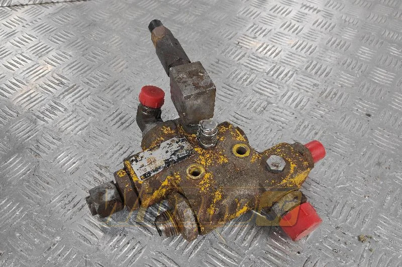 Volvo 811 4821801 - Válvula hidráulica para Maquinaria de construcción: foto 1 Volvo 811 4821801 - Válvula hidráulica para Maquinaria de construcción: foto 1