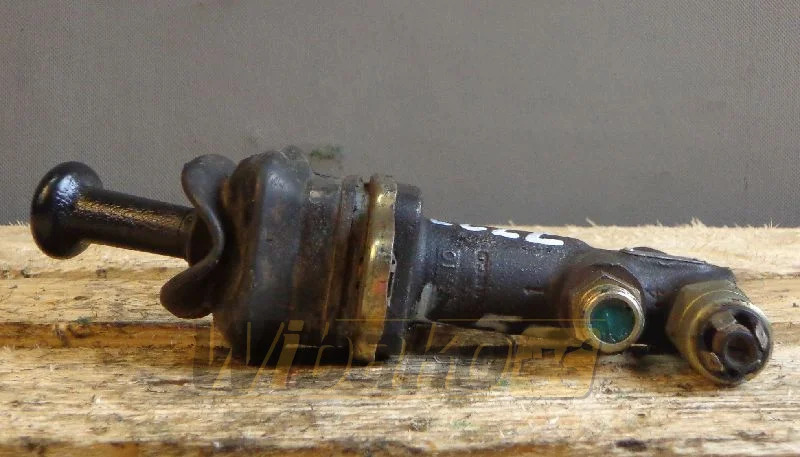 Wabco 4674100110 - Válvula hidráulica para Maquinaria de construcción: foto 1 Wabco 4674100110 - Válvula hidráulica para Maquinaria de construcción: foto 1