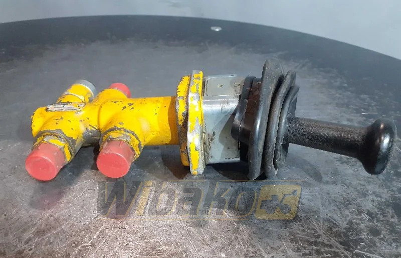 Wabco 4674100120 - Válvula hidráulica para Maquinaria de construcción: foto 1 Wabco 4674100120 - Válvula hidráulica para Maquinaria de construcción: foto 1