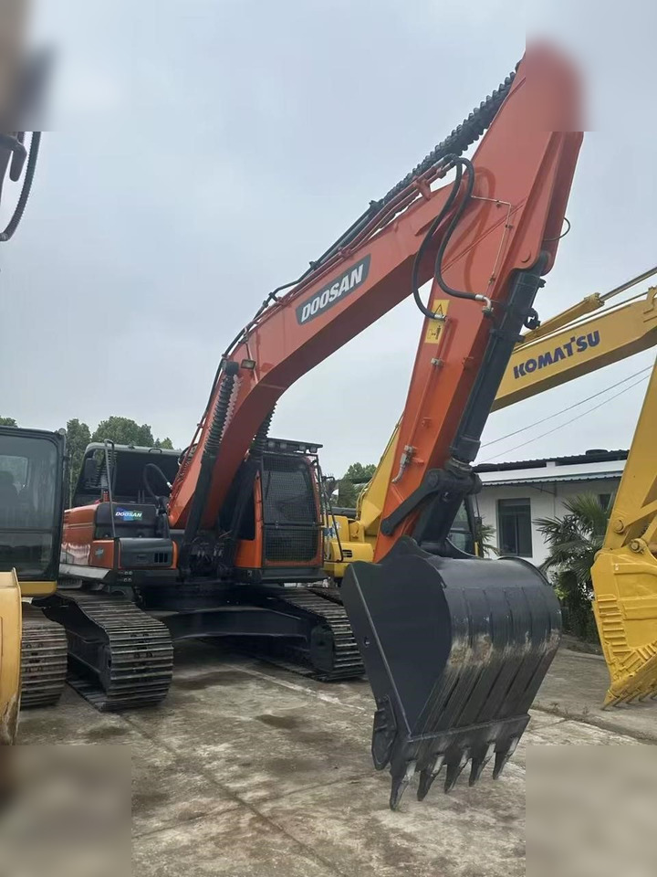 DOOSAN DX225 LC-9C - Excavadora de cadenas: foto 1 DOOSAN DX225 LC-9C - Excavadora de cadenas: foto 1