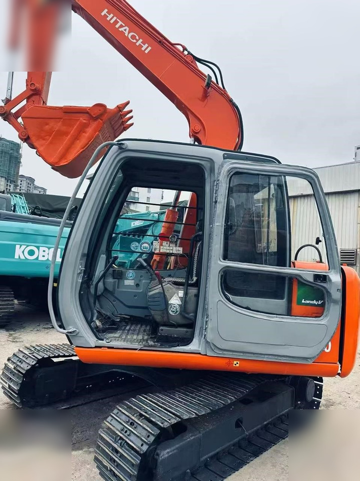 Excavadora de cadenas HITACHI EX60-5: foto 10