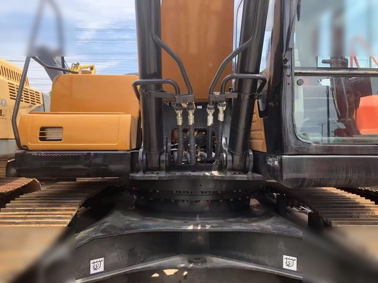 SANY SY365H - Excavadora de cadenas: foto 3 SANY SY365H - Excavadora de cadenas: foto 3