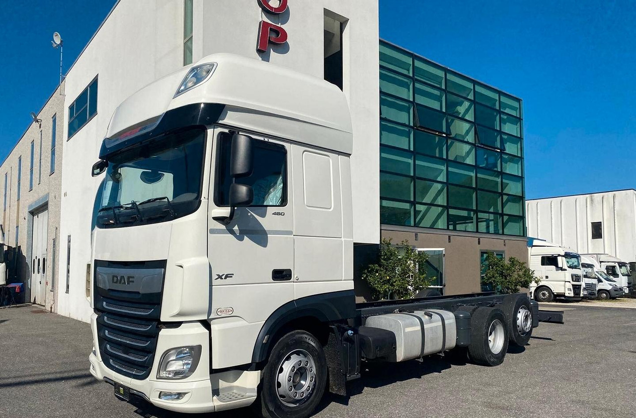 DAF XF 480 FT FULL PNEUMATIC 2019 - Chasis camión: foto 1 DAF XF 480 FT FULL PNEUMATIC 2019 - Chasis camión: foto 1