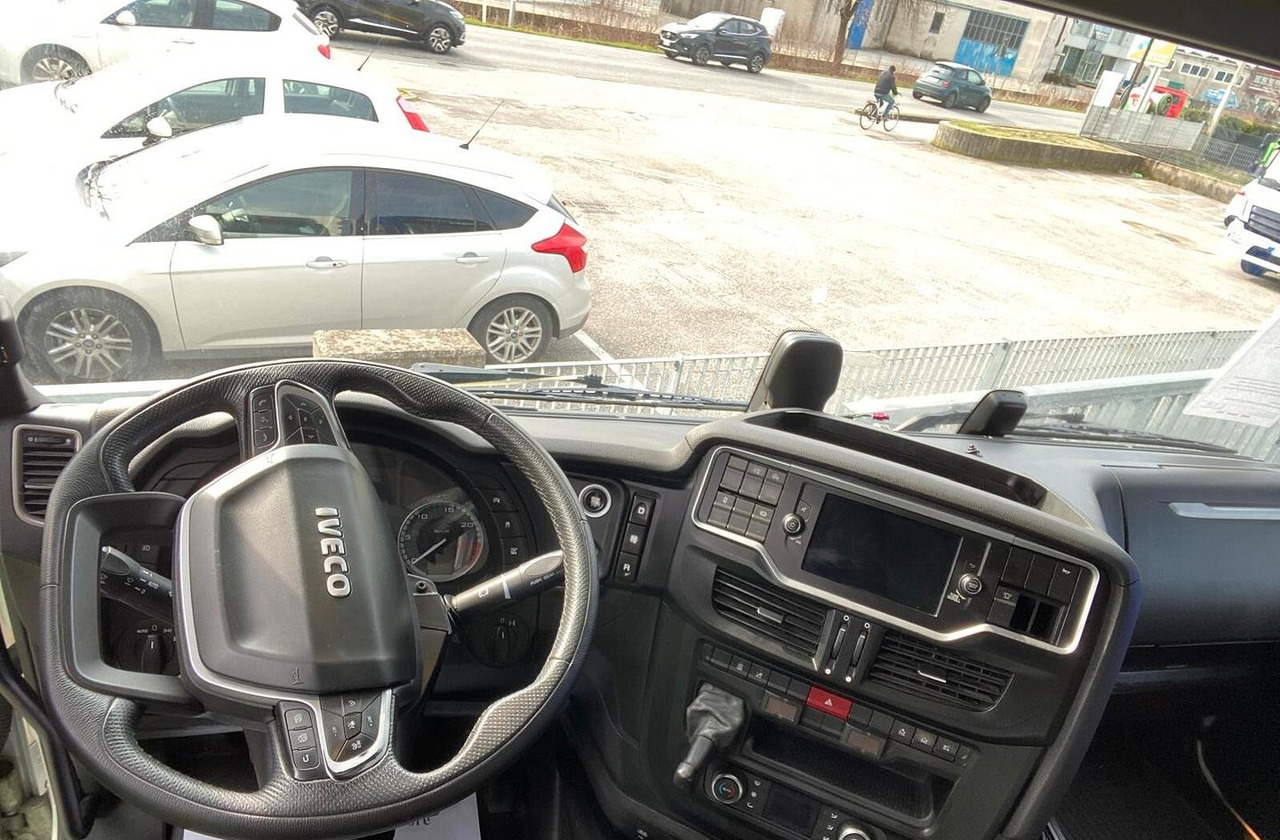 Leasing financiero de IVECO S-WAY 480 SCARRABILE FULL PNEUMATIC EURO 6 leasing IVECO S-WAY 480 SCARRABILE FULL PNEUMATIC EURO 6: foto 11 Leasing financiero de IVECO S-WAY 480 SCARRABILE FULL PNEUMATIC EURO 6 leasing IVECO S-WAY 480 SCARRABILE FULL PNEUMATIC EURO 6: foto 11