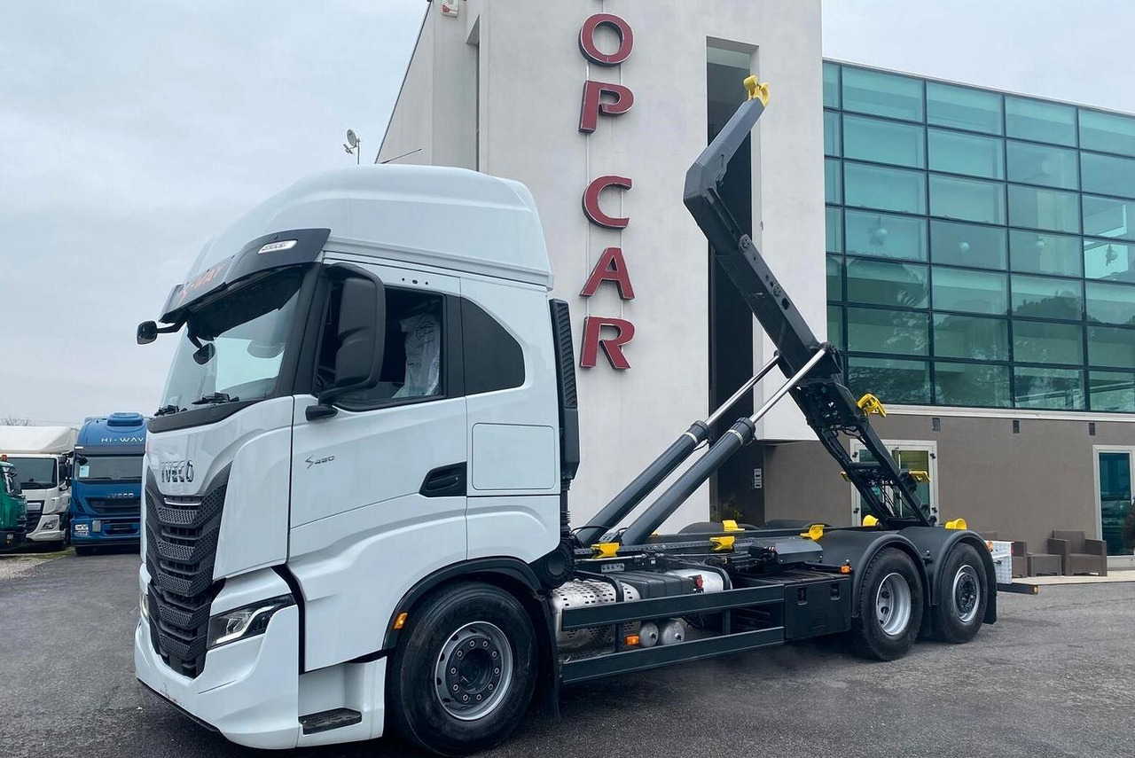 IVECO S-WAY 480 SCARRABILE FULL PNEUMATIC EURO 6 - Multibasculante camión: foto 1 IVECO S-WAY 480 SCARRABILE FULL PNEUMATIC EURO 6 - Multibasculante camión: foto 1