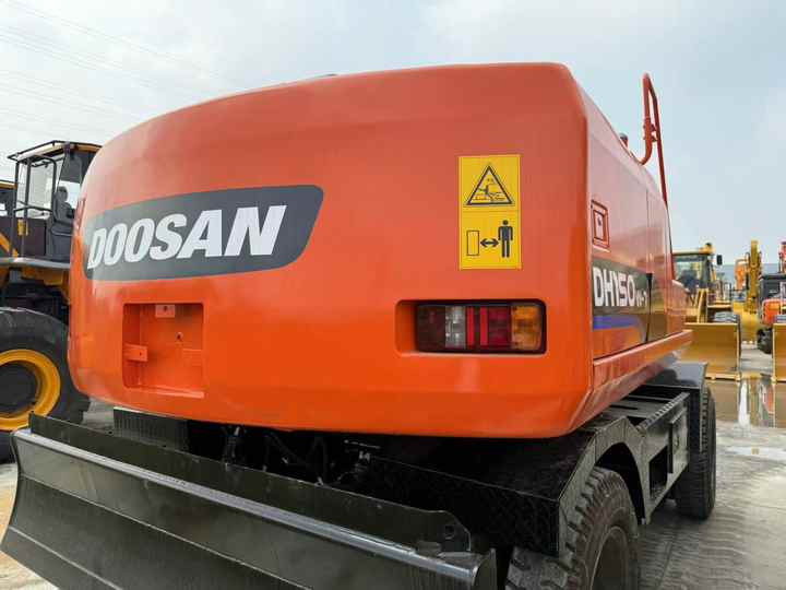 90% Brand New Doosan Brand Dh150w-7 Wheel Excavator in Stock Used Korea Brand Doosan Dh55 Dh60 Dh150 Dh210 Excavator for Sale - Excavadora de ruedas: foto 3 90% Brand New Doosan Brand Dh150w-7 Wheel Excavator in Stock Used Korea Brand Doosan Dh55 Dh60 Dh150 Dh210 Excavator for Sale - Excavadora de ruedas: foto 3