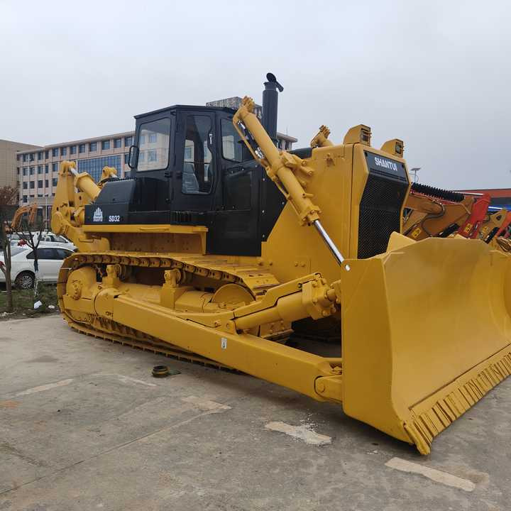 China Famous Brand Shantui Used Sahntui Sd32 Crawler Bulldozer Superior Performance Strong Power Low Price for Sale - Bulldozer: foto 5 China Famous Brand Shantui Used Sahntui Sd32 Crawler Bulldozer Superior Performance Strong Power Low Price for Sale - Bulldozer: foto 5