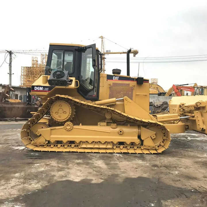 Good Condition D6m Mini Bulldozer New Crawler Bulldozer with Parts Price Bulldozers - Bulldozer: foto 3 Good Condition D6m Mini Bulldozer New Crawler Bulldozer with Parts Price Bulldozers - Bulldozer: foto 3
