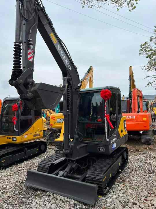 High Quality Used Volvo EC60D Excavator for Sale 6 Ton Compact Machine, Excellent Condition, Ready for Work! - Miniexcavadora: foto 3 High Quality Used Volvo EC60D Excavator for Sale 6 Ton Compact Machine, Excellent Condition, Ready for Work! - Miniexcavadora: foto 3